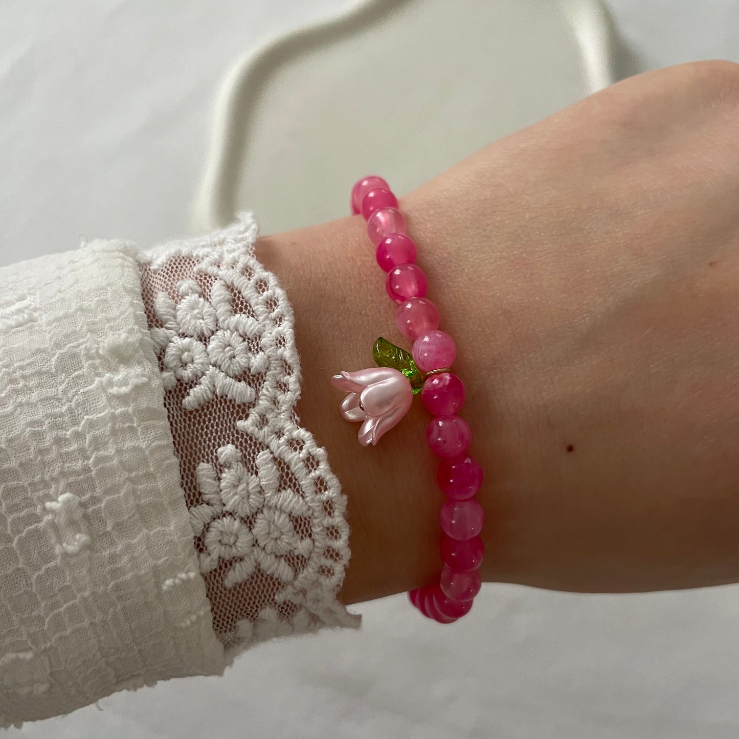 Tasbih bracelet en perles acryliques - framboise